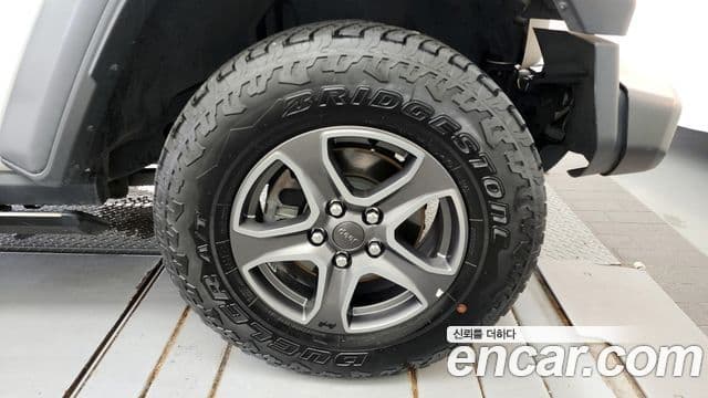 Jeep Wrangler 2019 — фото 4 из 20