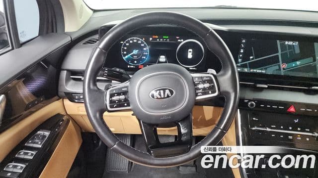 Kia Carnival 2020 — Фото 13/20