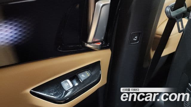Kia Carnival 2020 — Фото 19/20