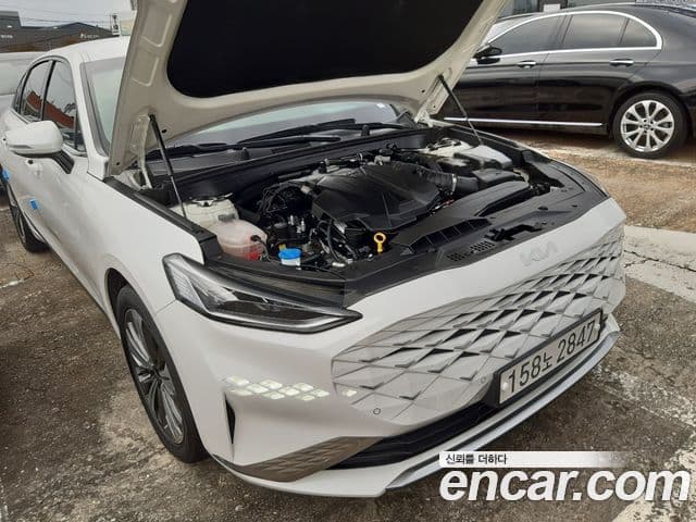 Kia K8 2023 — ფოტო 7/16