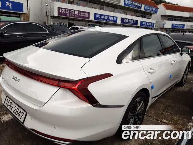 Kia K8 2023 — ფოტო 15/16