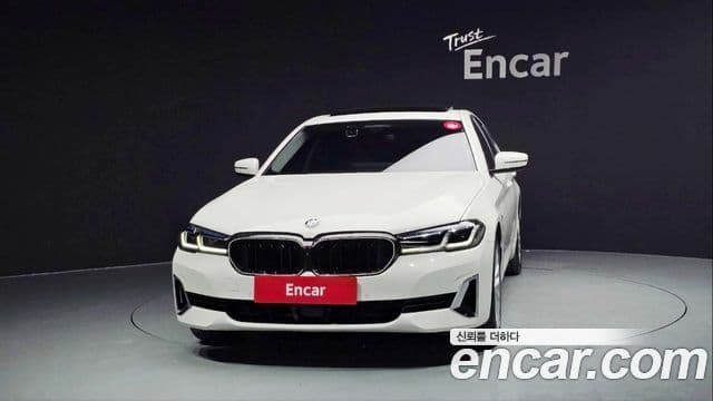 BMW 5 Series 2021 — Şəkil 1/20