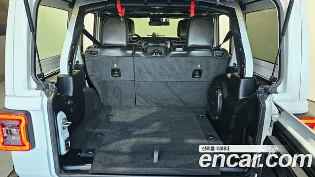 Jeep Wrangler 2023 — Şəkil 20/20