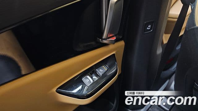 Kia Carnival 2020 — Şəkil 18/20