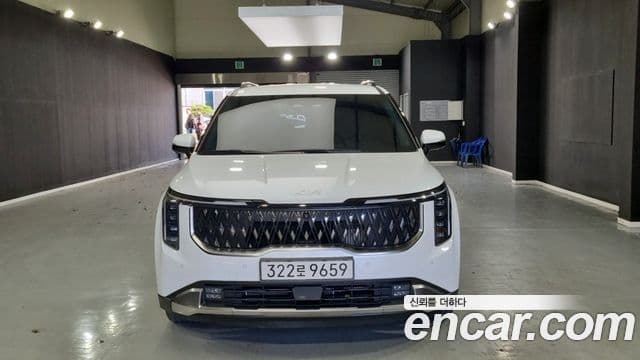 Kia Carnival 2024 — ფოტო 2/17