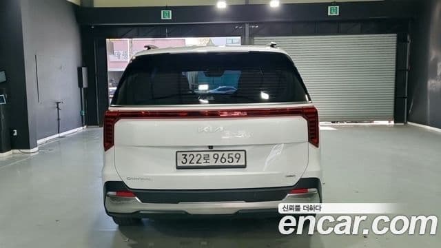Kia Carnival 2024 — ფოტო 3/17
