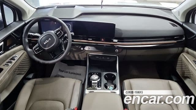 Kia Carnival 2024 — ფოტო 10/17