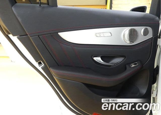 Mercedes-Benz GLC-Class 2021 — фото 12 из 20