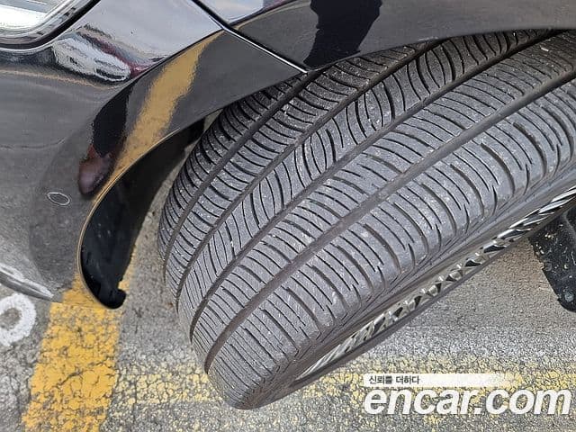 Genesis Electrified G80 2021 — ფოტო 18/19