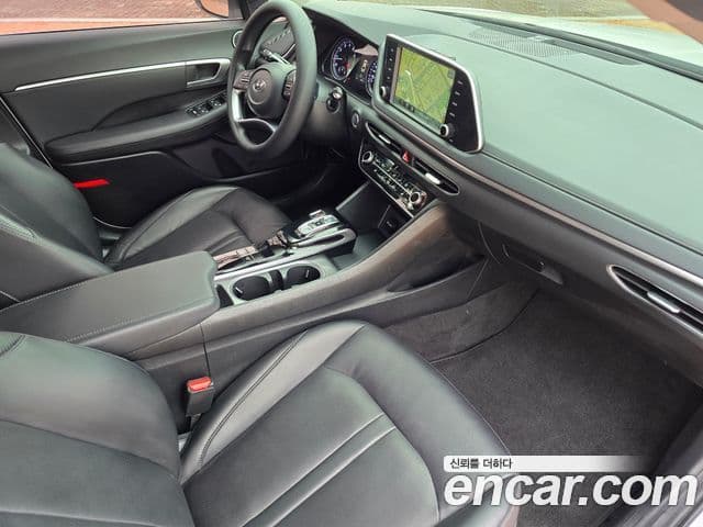 Hyundai Sonata 2022 — фото 10 из 20