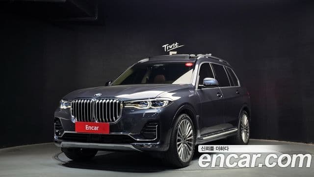 BMW X7 2021 — ფოტო 1/20