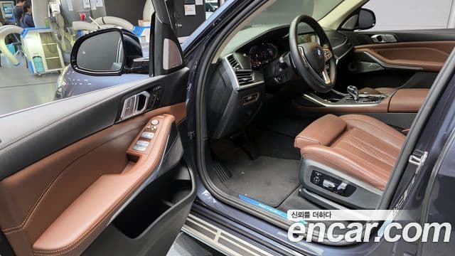 BMW X7 2021 — ფოტო 11/20