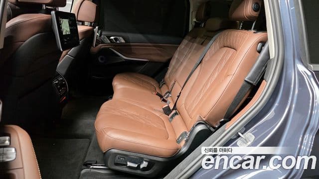 BMW X7 2021 — ფოტო 12/20