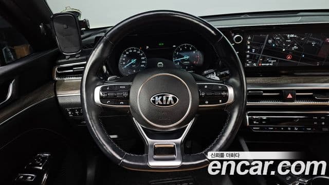 Kia K5 2021 — ფოტო 13/20