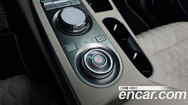 Genesis GV70 2024 — ფოტო 9/20