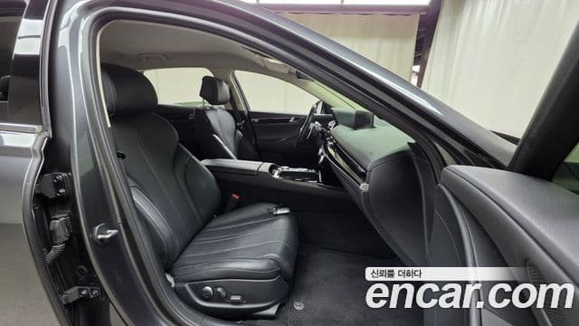 Genesis Electrified G80 2021 — Şəkil 10/20