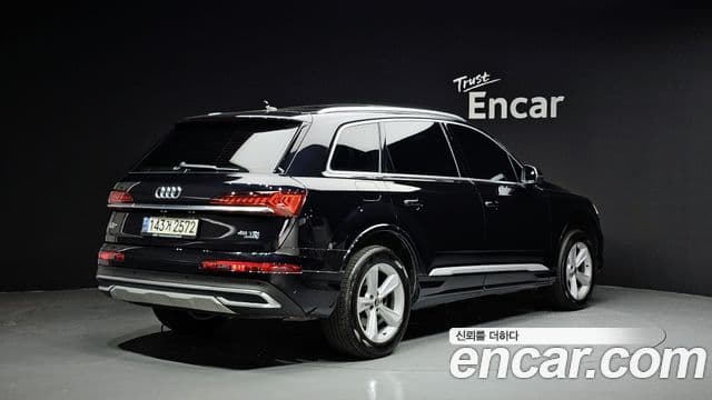 Audi Q7 2021 — Şəkil 2/20