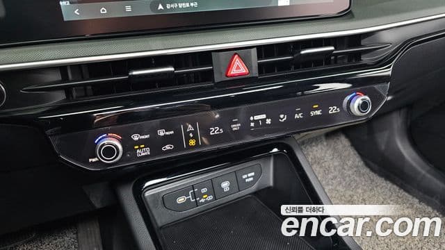 Kia K5 2025 — ფოტო 17/20
