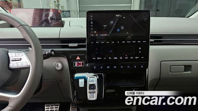 Hyundai Staria 2023 — Şəkil 16/20