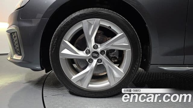 Audi A4 2021 — Şəkil 5/20