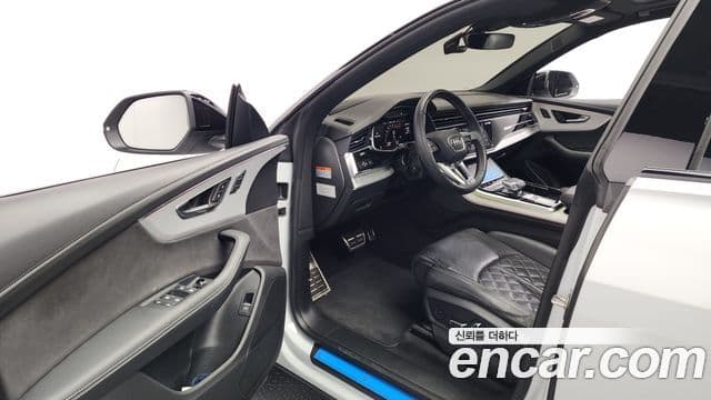 Audi Q7 2023 — Şəkil 10/20
