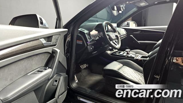 Audi SQ5 2022 — Photo 12/20