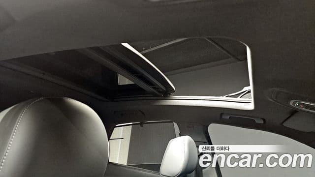 Audi SQ5 2022 — Photo 14/20