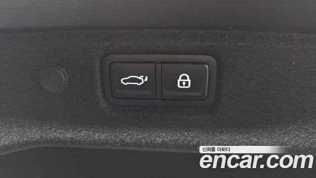 Kia K5 2023 — Şəkil 10/20