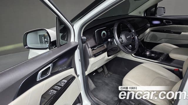 Kia Carnival 2022 — Şəkil 11/20