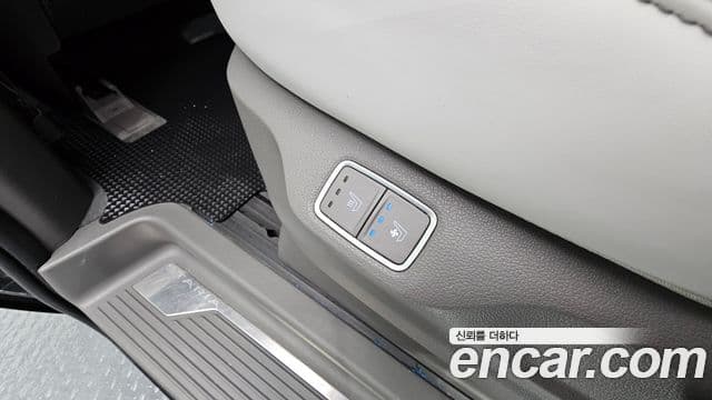 Hyundai Staria 2021 — Şəkil 19/20