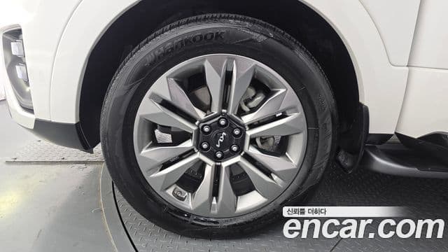 Kia Mohave The Master 2022 — фото 5 из 20