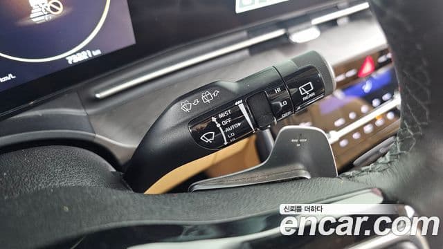 Kia Carnival 2022 — Şəkil 18/20