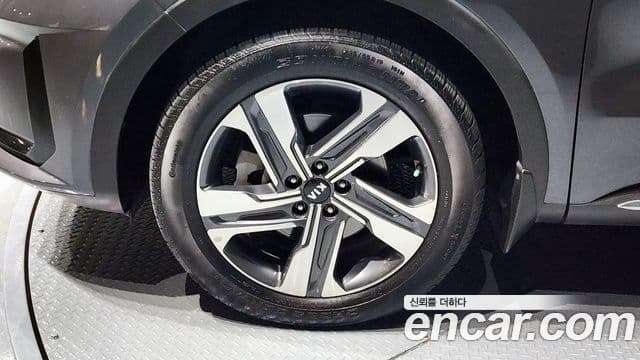 Kia Sorento 2020 — ფოტო 5/20