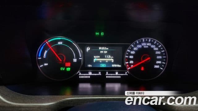 Kia Sorento 2020 — ფოტო 8/20
