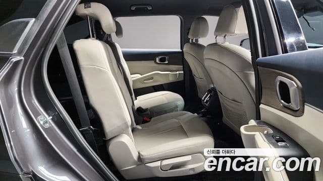 Kia Sorento 2020 — ფოტო 13/20