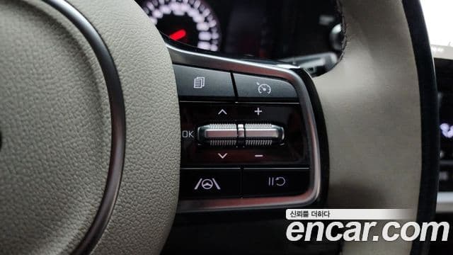 Kia Sorento 2020 — ფოტო 19/20