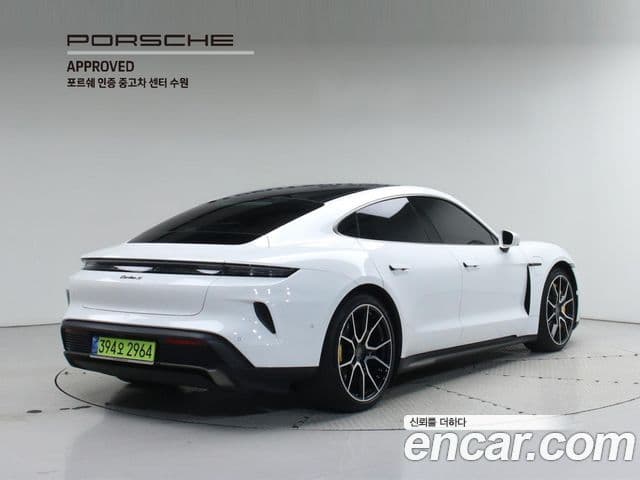 Porsche Taycan 2025 — Photo 5/20