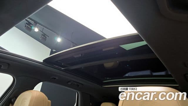 Porsche Cayenne 2020 — ფოტო 8/20