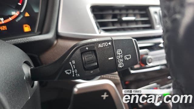 BMW X1 2021 — Şəkil 18/20