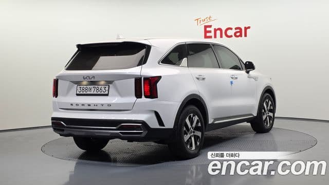 Kia Sorento 2022 — ფოტო 2/20