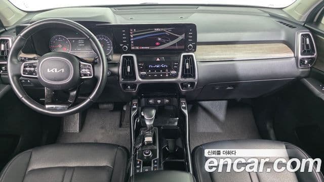 Kia Sorento 2022 — ფოტო 7/20