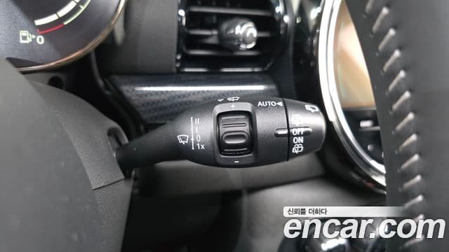 Mini Cooper S Clubman 2023 — Şəkil 19/20