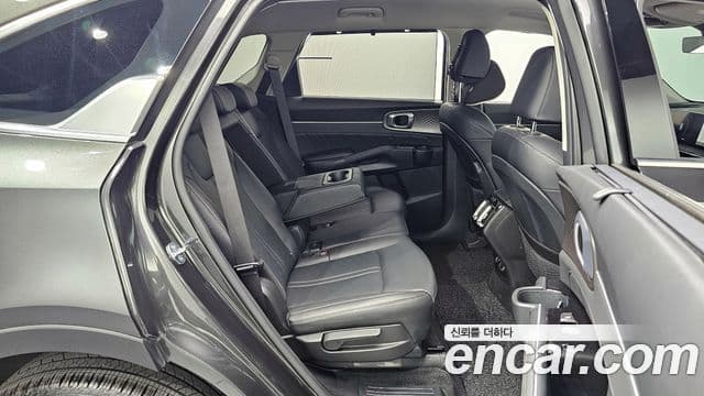 Kia Sorento 2025 — ფოტო 19/20