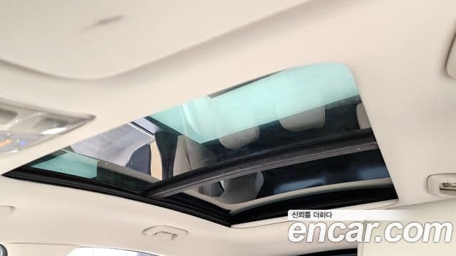 Genesis GV70 2021 — Şəkil 18/20
