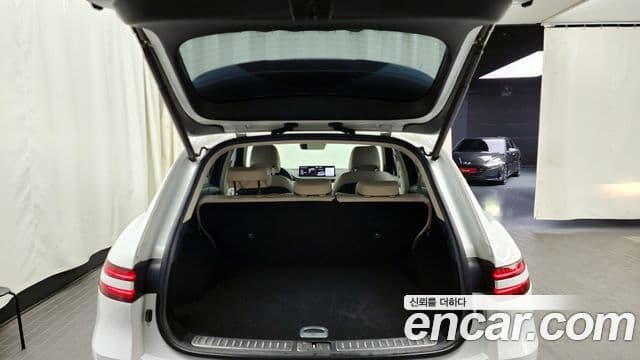 Genesis GV70 2021 — Şəkil 20/20