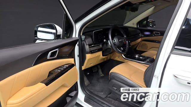 Kia Carnival 2022 — ფოტო 10/20