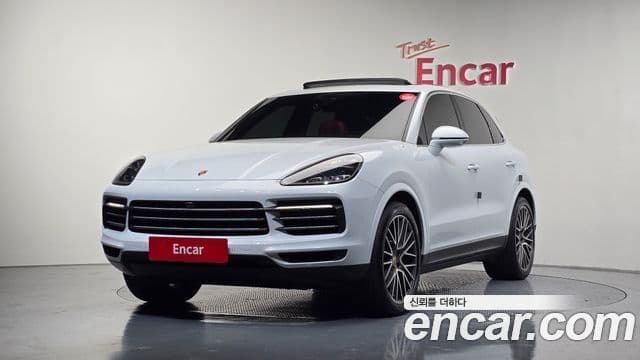 Porsche Cayenne 2021 — Фото 1/20