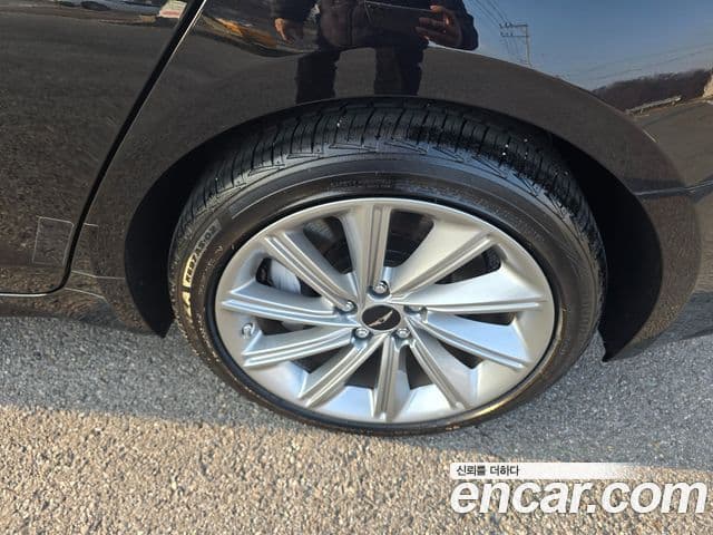 Genesis G70 2025 — ფოტო 12/20