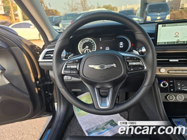 Genesis G70 2025 — ფოტო 19/20