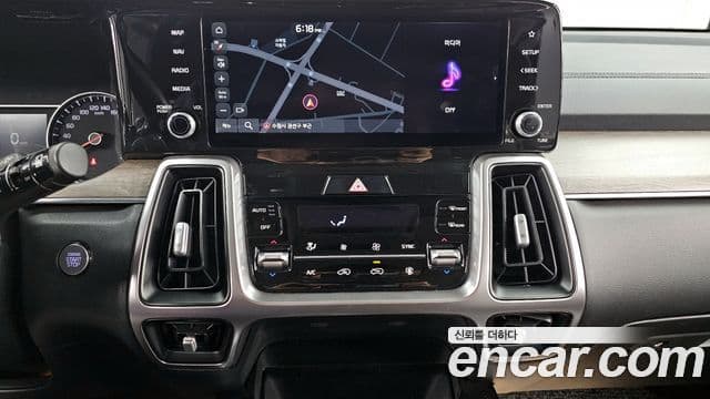 Kia Sorento 2021 — Şəkil 14/20